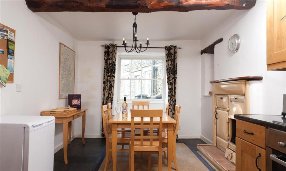 Pollys Cottage Елтъруотър Екстериор снимка